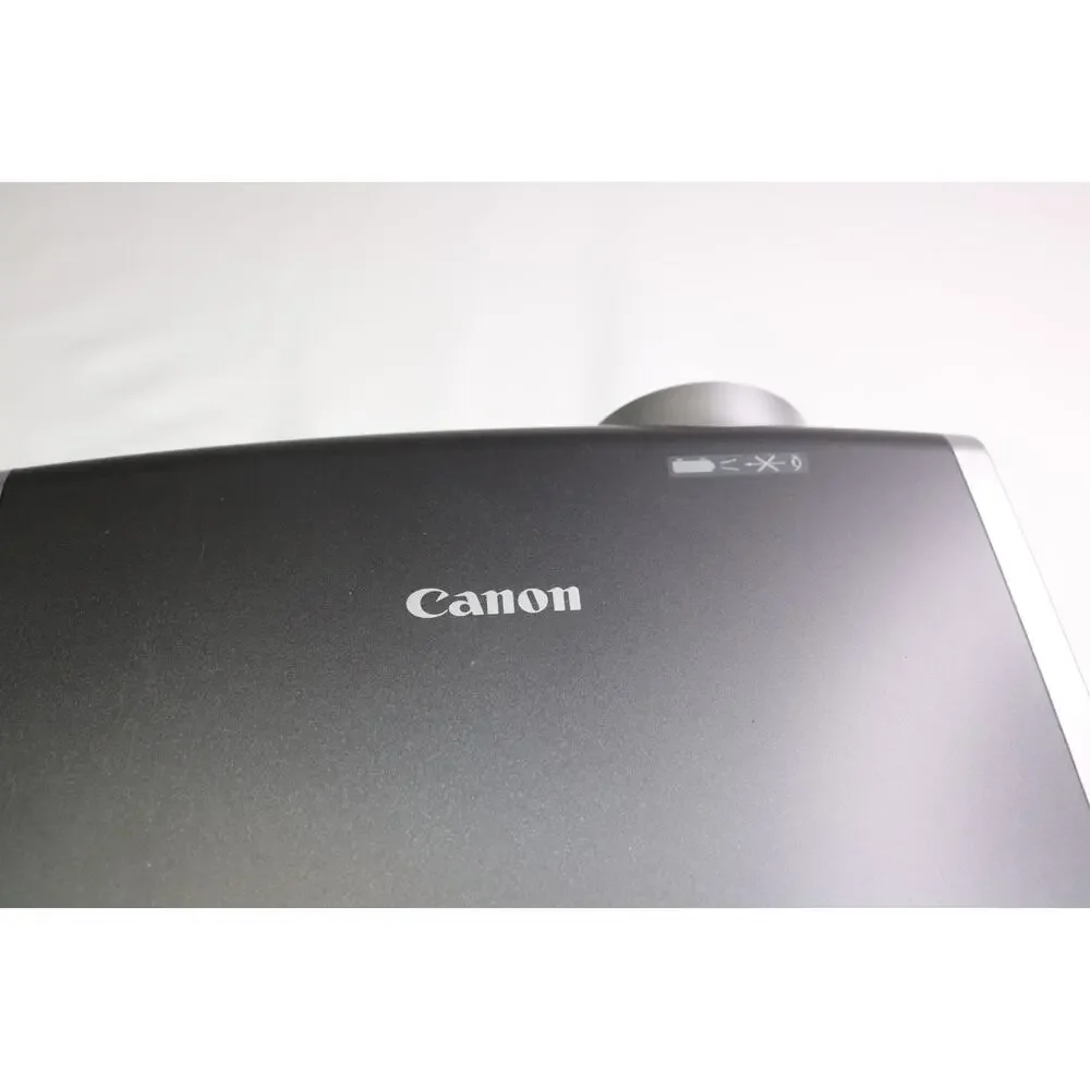 Canon Realis SX7 Data Projector - With Remote & Carrying Bag - TESTED, Working